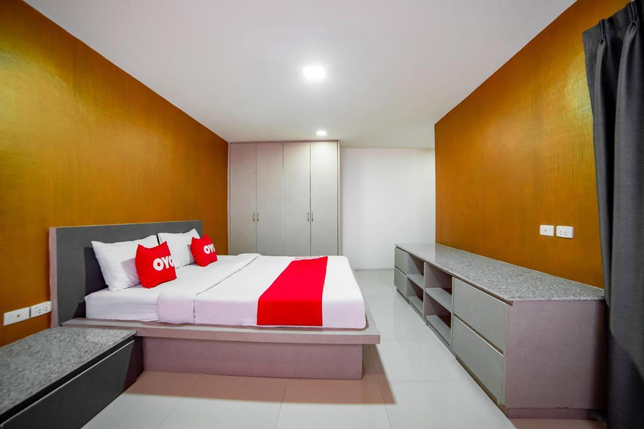 Oyo 460 Int Place Бангкок Экстерьер фото