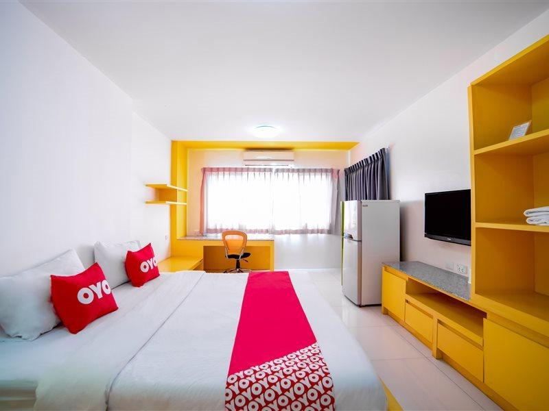 Oyo 460 Int Place Бангкок Экстерьер фото