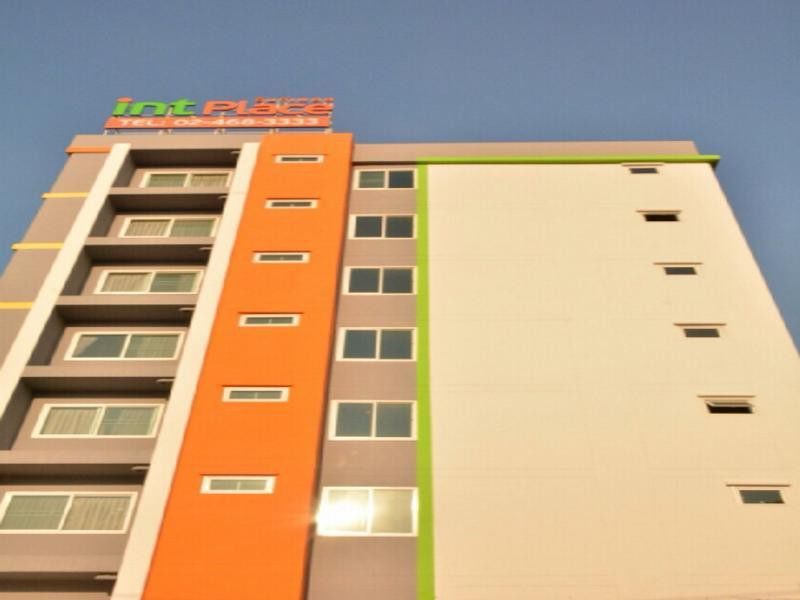 Oyo 460 Int Place Бангкок Экстерьер фото