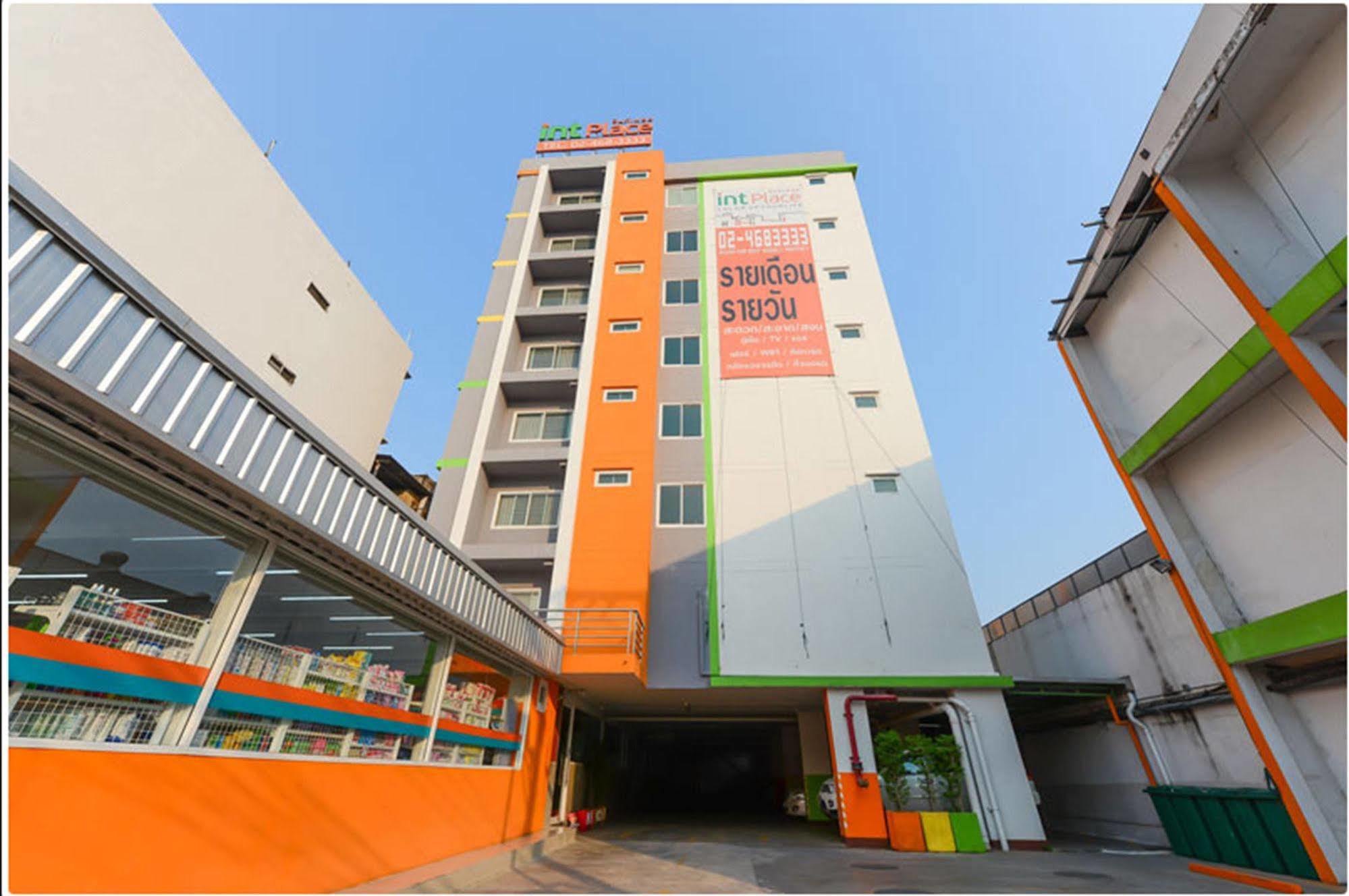 Oyo 460 Int Place Бангкок Экстерьер фото