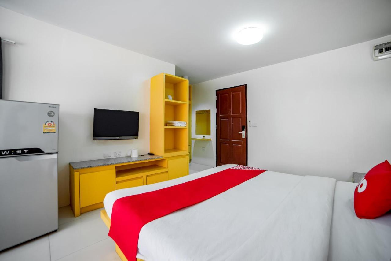 Oyo 460 Int Place Бангкок Экстерьер фото